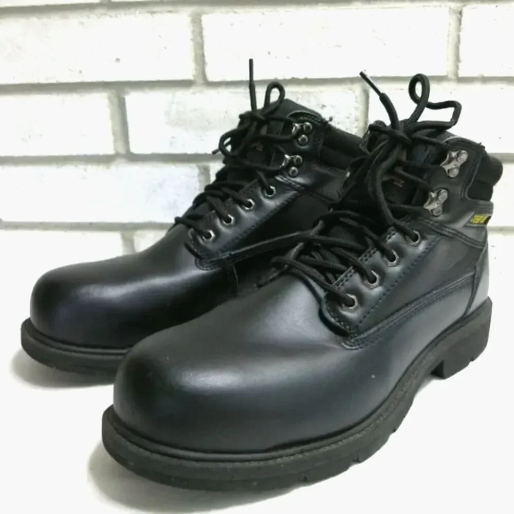 Size: 13 {Wide} Steel Toe Work & Safety Boots . Brahma . New in the Box